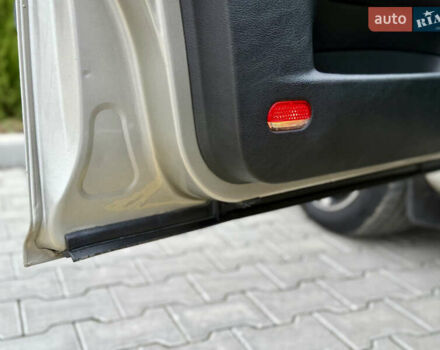 Бежевый Фольксваген Бора, объемом двигателя 1.6 л и пробегом 220 тыс. км за 5700 $, фото 44 на Automoto.ua