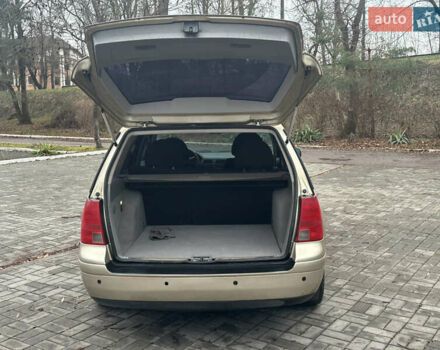 Бежевий Фольксваген Бора, об'ємом двигуна 1.98 л та пробігом 315 тис. км за 2999 $, фото 8 на Automoto.ua