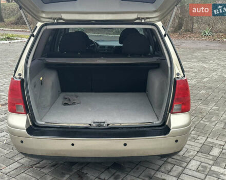 Бежевий Фольксваген Бора, об'ємом двигуна 1.98 л та пробігом 315 тис. км за 2999 $, фото 9 на Automoto.ua