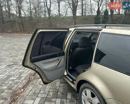 Бежевий Фольксваген Бора, об'ємом двигуна 1.98 л та пробігом 315 тис. км за 2999 $, фото 12 на Automoto.ua