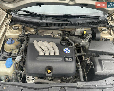 Бежевий Фольксваген Бора, об'ємом двигуна 1.98 л та пробігом 315 тис. км за 2999 $, фото 25 на Automoto.ua