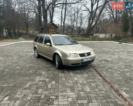 Бежевий Фольксваген Бора, об'ємом двигуна 1.98 л та пробігом 315 тис. км за 2999 $, фото 1 на Automoto.ua