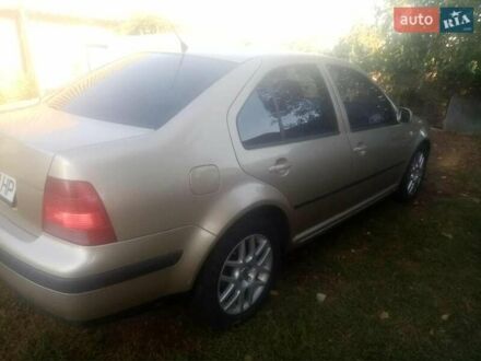 Бежевый Фольксваген Бора, объемом двигателя 1.6 л и пробегом 380 тыс. км за 3700 $, фото 1 на Automoto.ua