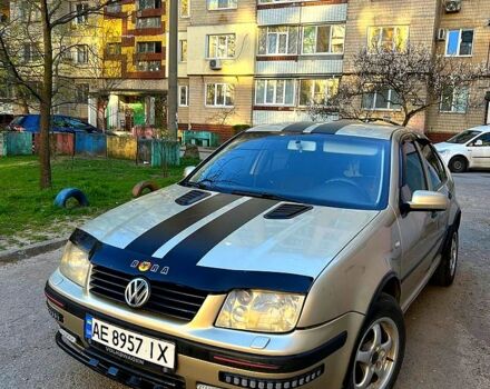 Фольксваген Бора 2002 в Каменское - Днепродзержинск на Automoto.ua Бежевый Фольксваген Бора, объемом двигателя 1.6 л и пробегом 290 тыс. км за 4000 $, фото 1 на Automoto.ua