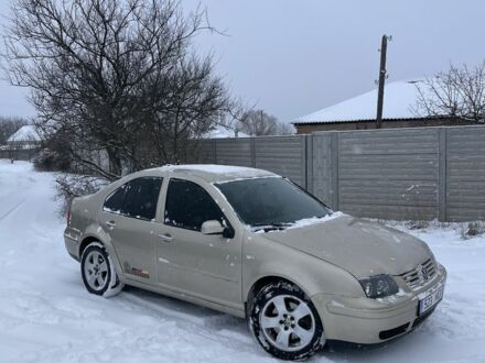 Бежевий Фольксваген Бора, об'ємом двигуна 2.3 л та пробігом 3 тис. км за 2700 $, фото 1 на Automoto.ua