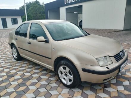 Фольксваген Бора 2003 в Броварах на Automoto.ua Бежевый Фольксваген Бора, объемом двигателя 1.6 л и пробегом 300 тыс. км за 2500 $, фото 1 на Automoto.ua