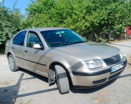 Бежевий Фольксваген Бора, об'ємом двигуна 1.6 л та пробігом 2 тис. км за 3837 $, фото 1 на Automoto.ua