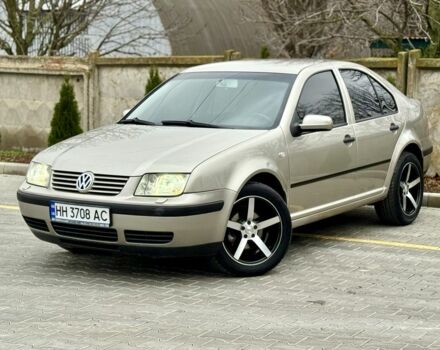Бежевый Фольксваген Бора, объемом двигателя 1.6 л и пробегом 220 тыс. км за 5700 $, фото 1 на Automoto.ua