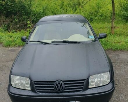 Черный Фольксваген Бора, объемом двигателя 2 л и пробегом 280 тыс. км за 4600 $, фото 4 на Automoto.ua