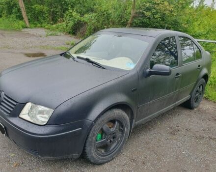 Черный Фольксваген Бора, объемом двигателя 2 л и пробегом 280 тыс. км за 4600 $, фото 3 на Automoto.ua