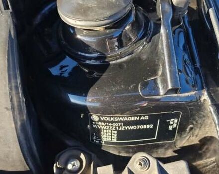 Черный Фольксваген Бора, объемом двигателя 2.33 л и пробегом 395 тыс. км за 3550 $, фото 46 на Automoto.ua