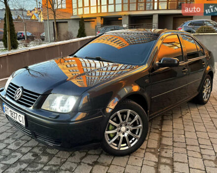Черный Фольксваген Бора, объемом двигателя 2.33 л и пробегом 300 тыс. км за 2950 $, фото 9 на Automoto.ua