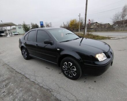 Черный Фольксваген Бора, объемом двигателя 1.6 л и пробегом 374 тыс. км за 3500 $, фото 2 на Automoto.ua