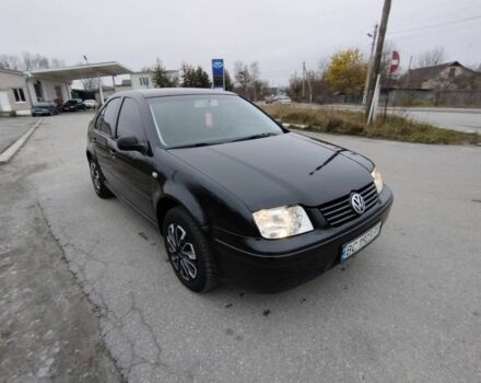 Черный Фольксваген Бора, объемом двигателя 1.6 л и пробегом 374 тыс. км за 3500 $, фото 3 на Automoto.ua