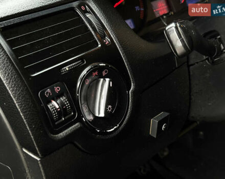 Черный Фольксваген Бора, объемом двигателя 2.3 л и пробегом 296 тыс. км за 3250 $, фото 50 на Automoto.ua