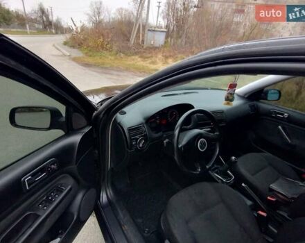 Черный Фольксваген Бора, объемом двигателя 1.6 л и пробегом 375 тыс. км за 3500 $, фото 16 на Automoto.ua