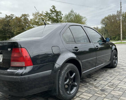 Чорний Фольксваген Бора, об'ємом двигуна 1.6 л та пробігом 310 тис. км за 3750 $, фото 6 на Automoto.ua