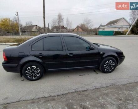 Черный Фольксваген Бора, объемом двигателя 1.6 л и пробегом 375 тыс. км за 3500 $, фото 4 на Automoto.ua