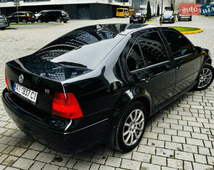 Черный Фольксваген Бора, объемом двигателя 2.3 л и пробегом 296 тыс. км за 3250 $, фото 22 на Automoto.ua