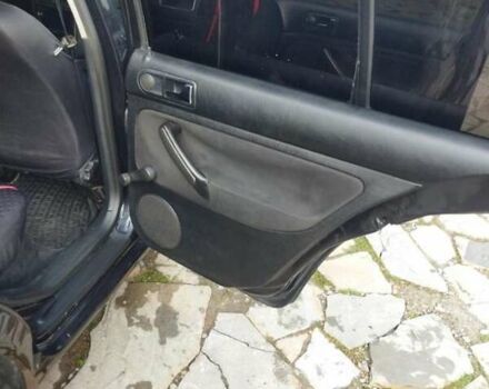 Черный Фольксваген Бора, объемом двигателя 1.6 л и пробегом 317 тыс. км за 3999 $, фото 15 на Automoto.ua