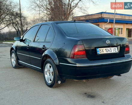 Черный Фольксваген Бора, объемом двигателя 1.6 л и пробегом 287 тыс. км за 3500 $, фото 2 на Automoto.ua