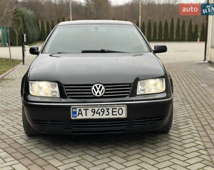 Чорний Фольксваген Бора, об'ємом двигуна 1.6 л та пробігом 402 тис. км за 2999 $, фото 3 на Automoto.ua