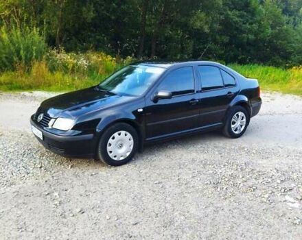 Черный Фольксваген Бора, объемом двигателя 1.6 л и пробегом 317 тыс. км за 3999 $, фото 10 на Automoto.ua