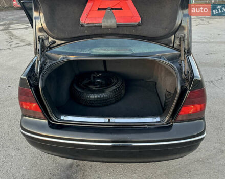 Черный Фольксваген Бора, объемом двигателя 1.6 л и пробегом 287 тыс. км за 3500 $, фото 21 на Automoto.ua