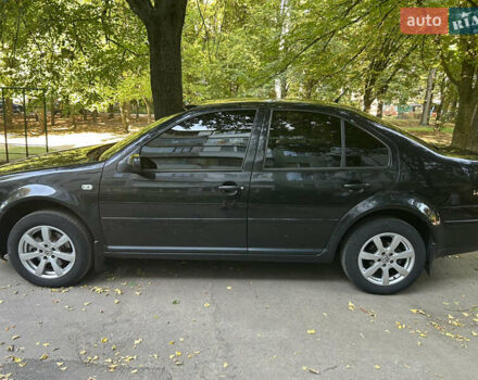 Черный Фольксваген Бора, объемом двигателя 1.6 л и пробегом 258 тыс. км за 4300 $, фото 18 на Automoto.ua