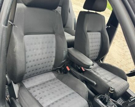 Черный Фольксваген Бора, объемом двигателя 1.8 л и пробегом 480 тыс. км за 3450 $, фото 17 на Automoto.ua