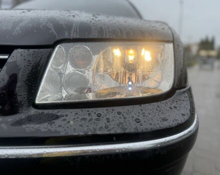 Черный Фольксваген Бора, объемом двигателя 1.8 л и пробегом 480 тыс. км за 3450 $, фото 4 на Automoto.ua