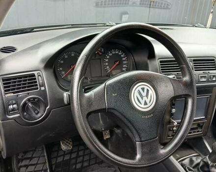 Черный Фольксваген Бора, объемом двигателя 1.6 л и пробегом 233 тыс. км за 4300 $, фото 7 на Automoto.ua