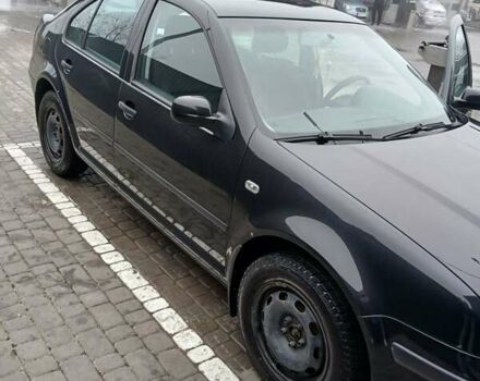 Черный Фольксваген Бора, объемом двигателя 1.6 л и пробегом 233 тыс. км за 4300 $, фото 1 на Automoto.ua