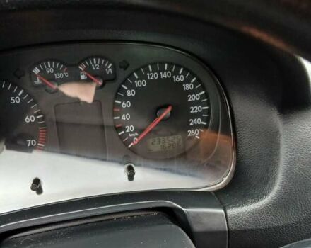 Черный Фольксваген Бора, объемом двигателя 1.6 л и пробегом 233 тыс. км за 4300 $, фото 5 на Automoto.ua