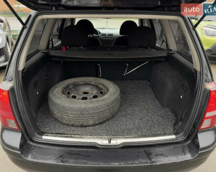 Черный Фольксваген Бора, объемом двигателя 1.6 л и пробегом 318 тыс. км за 3500 $, фото 22 на Automoto.ua