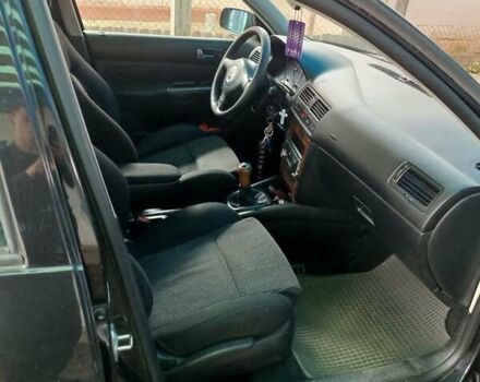 Черный Фольксваген Бора, объемом двигателя 2.3 л и пробегом 300 тыс. км за 3500 $, фото 3 на Automoto.ua