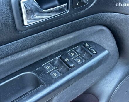 Черный Фольксваген Бора, объемом двигателя 2 л и пробегом 304 тыс. км за 3690 $, фото 12 на Automoto.ua