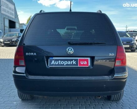 Черный Фольксваген Бора, объемом двигателя 2 л и пробегом 304 тыс. км за 3690 $, фото 5 на Automoto.ua