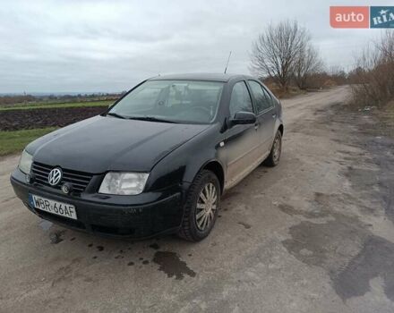 Черный Фольксваген Бора, объемом двигателя 1.9 л и пробегом 400 тыс. км за 1900 $, фото 1 на Automoto.ua