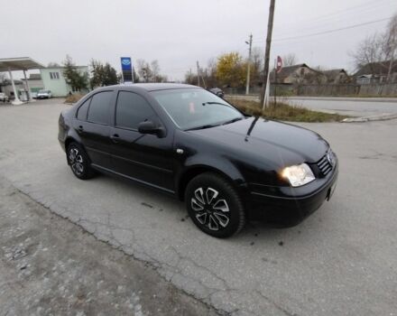 Черный Фольксваген Бора, объемом двигателя 1.6 л и пробегом 374 тыс. км за 3500 $, фото 1 на Automoto.ua