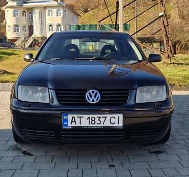 Черный Фольксваген Бора, объемом двигателя 2.33 л и пробегом 395 тыс. км за 3550 $, фото 1 на Automoto.ua