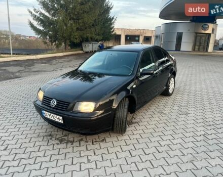 Черный Фольксваген Бора, объемом двигателя 1.6 л и пробегом 208 тыс. км за 4100 $, фото 1 на Automoto.ua