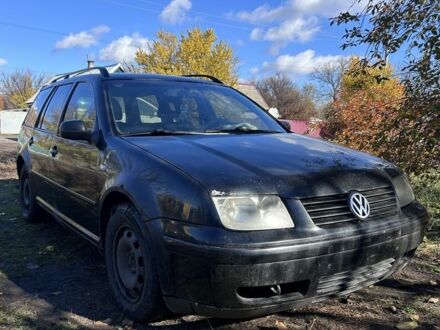 Чорний Фольксваген Бора, об'ємом двигуна 1.9 л та пробігом 300 тис. км за 1193 $, фото 1 на Automoto.ua