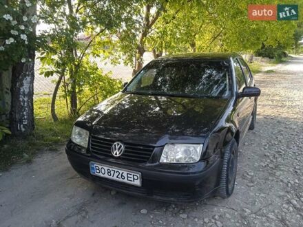 Фольксваген Бора 2003 у Кременце на Automoto.ua Чорний Фольксваген Бора, об'ємом двигуна 1.6 л та пробігом 215 тис. км за 3300 $, фото 1 на Automoto.ua