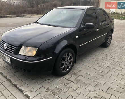 Черный Фольксваген Бора, объемом двигателя 1.6 л и пробегом 200 тыс. км за 3400 $, фото 1 на Automoto.ua