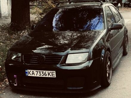 Черный Фольксваген Бора, объемом двигателя 1.8 л и пробегом 280 тыс. км за 5000 $, фото 1 на Automoto.ua