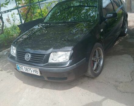 Черный Фольксваген Бора, объемом двигателя 1.6 л и пробегом 250 тыс. км за 3500 $, фото 1 на Automoto.ua