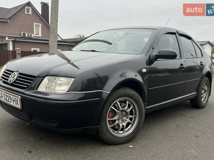 Черный Фольксваген Бора, объемом двигателя 1.6 л и пробегом 306 тыс. км за 3500 $, фото 1 на Automoto.ua