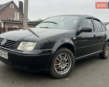 Черный Фольксваген Бора, объемом двигателя 1.6 л и пробегом 306 тыс. км за 3500 $, фото 1 на Automoto.ua