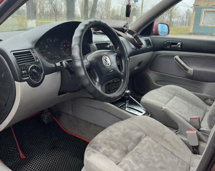 Червоний Фольксваген Бора, об'ємом двигуна 1.9 л та пробігом 520 тис. км за 3000 $, фото 7 на Automoto.ua